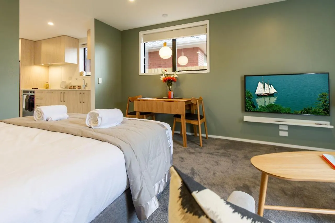 Luxury Escape For 2, Single Level Studio, Papanui Christchurch New Zealand